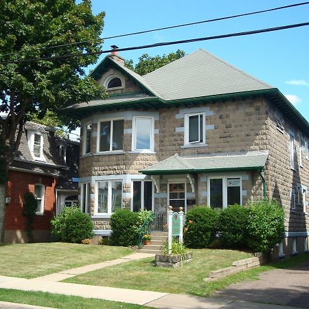 Downtown Bed & Breakfast Moncton Exterior foto