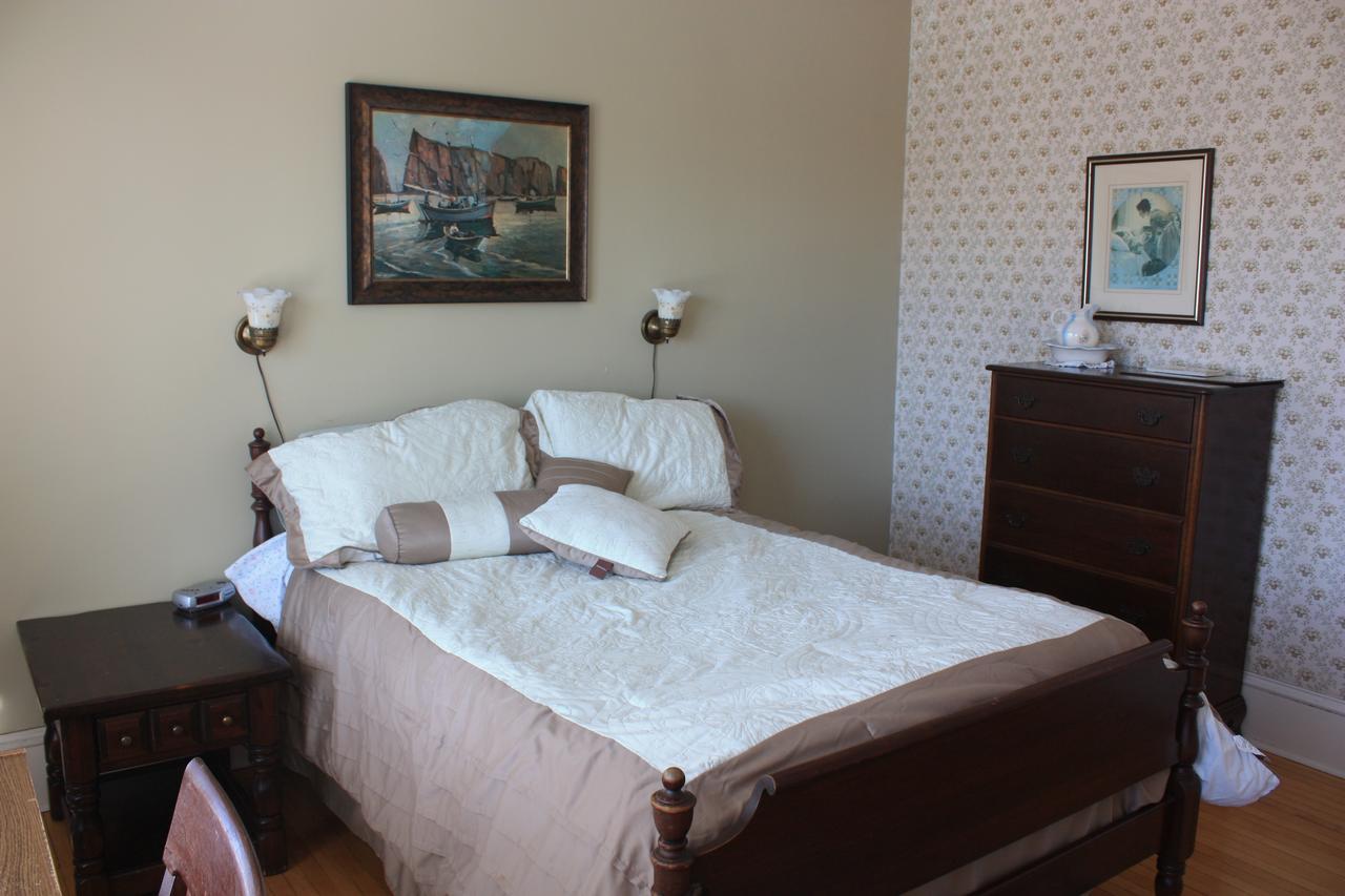 Downtown Bed & Breakfast Moncton Exterior foto